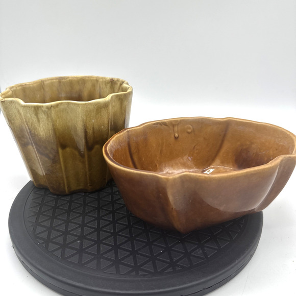 2 Vintage MCM CA USA Pottery Brown Cream Drip Glaze - Picture 1 of 9